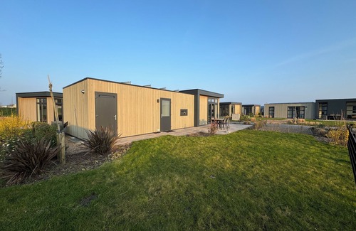 Enkhuizen House | Top-modernes Chalet Auszeit mit Großem Garten am Ijsselmeer
