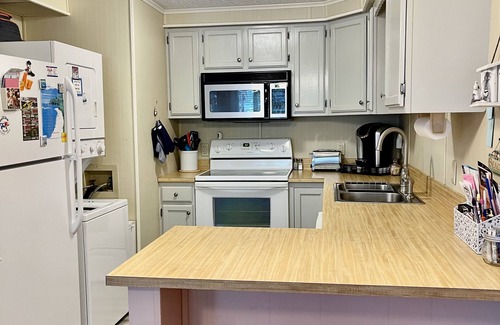 Ocean City Condo | Top Rated 1st Floor Ocean Block Condo Just Steps To The Beach!