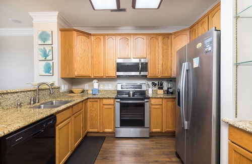 Folly Beach Condo | Top Sail: Oceanview Pet-Friendly Condo with Pool in Folly Beach