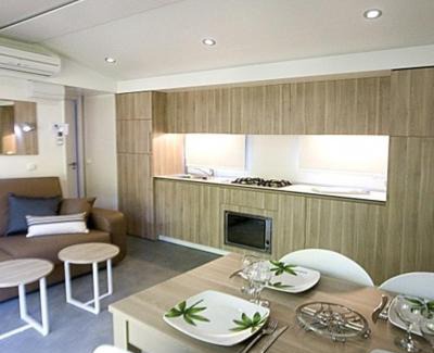 Argeles-sur-Mer Resort | TOP SUN La Sirène 2 chambres clime 32m2 Max 4 adultes et 2 des ses enfants