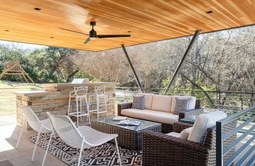 Austin House | Toro Canyon - 10 min. downtown/Heated or Cooled Pool/Hot Tub/More