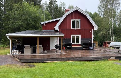 Ostra Amtervik House | Torp ved Mårbacka (Helt hus til leie) Östra Ämtervik/Sunne