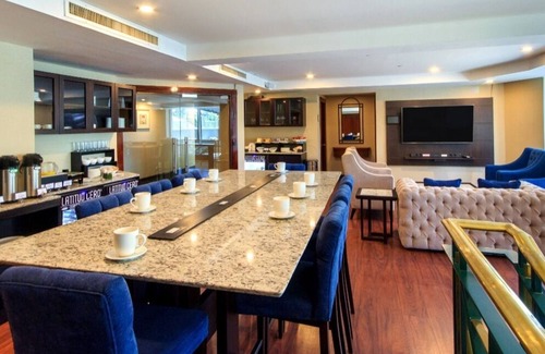 Quito Apartment | Torres de Suites by InAmazonas