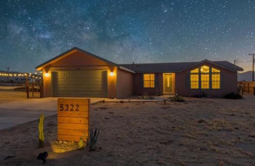 Joshua Tree House | Total Serenity Cowboy Pool Fire Pit Views