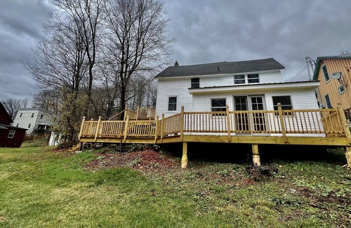 Brandon House | Totally renovated, in town home directly on the Neshobe River!
