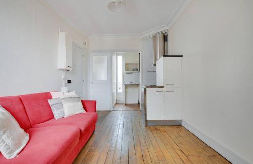 7th Arrondissement Apartment | Tour Eiffel - Saint Dominique - Invalides