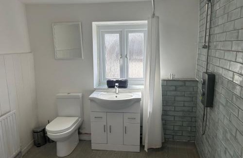 Dawlish House | Town centre cottage!