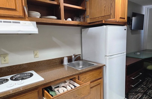 Downtown Lincoln Hotel | Town House Extended Stay Hotel Downtown