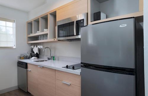 College Station Hotel | TownePlace Suites by Marriott College Station