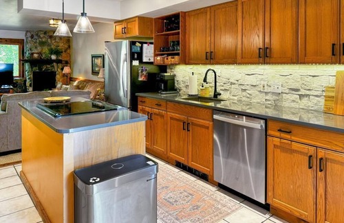 Inlet House | Townhome J2 - 4th Lake