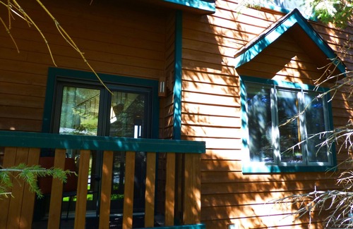 Jackson House | Townhouse, Downtown Jackson Hole By The Ski Slopes, 5 Miles To Grand Teton Park