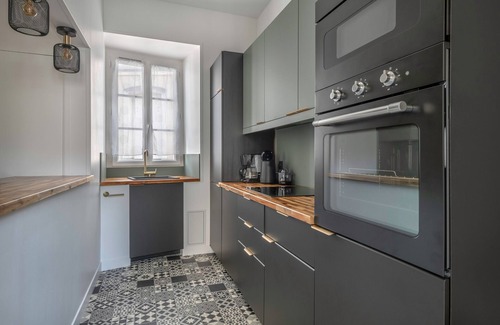 Pornic Ski Chalet | Townhouse for 7 in the upper town