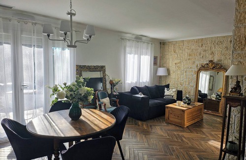 Saint-Just House | Très Belle Villa Privée Avec Piscine sur Terrain Arboré de 1500m2
