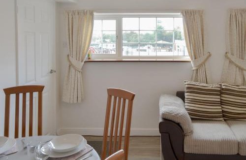 Horning House | Tracara Cottages