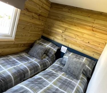 Llanasa House | Tracey’s Hideaway - with hot tub & amazing views