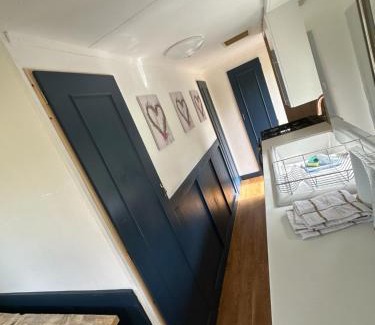Llanasa House | Tracey’s Hideaway - with hot tub & amazing views
