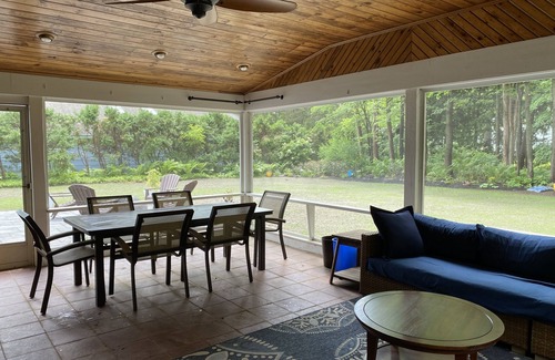 Saratoga Springs House | Track Rental-Great location-4 Bdrm, Sleeps 8 Close to Track, Downtown, and Lake