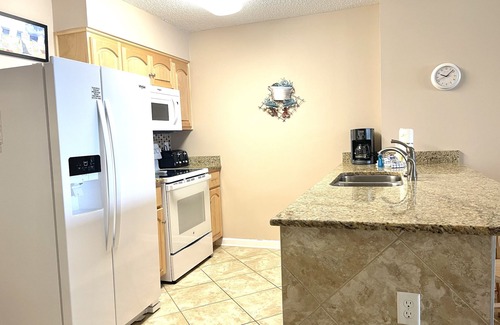 Orange Beach Condo | Tradewinds 104 2 bedroom 2 bath gulf-front condominium Orange Beach