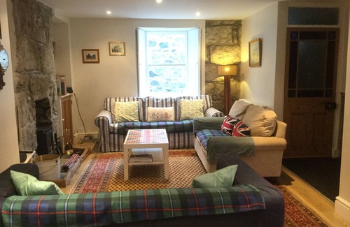 Newlyn House | Traditional Cornish Cottage with sweeping sea views