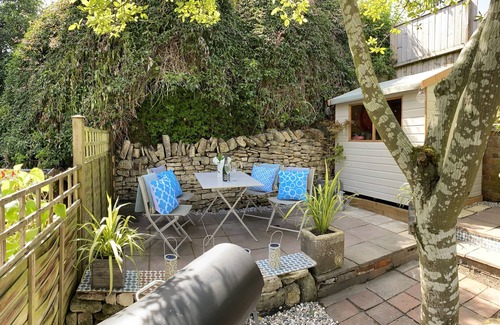 Winchcombe Cottage | Traditional Cotswold Stone Cottage, Winchcombe, Cotswolds Way.