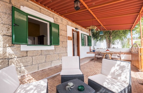 Alcala House | Traditional Holiday Home "Casa Verode" in Alcalá with 2 Terraces and Sea View