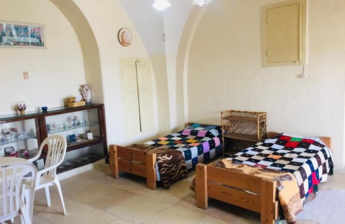Bethlehem Apartment | Traditional House with Amazing Veranda