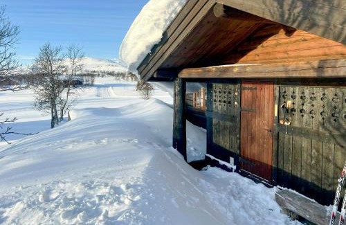 Al House | Traditionelle Blockhütte Bei Reineskarvet