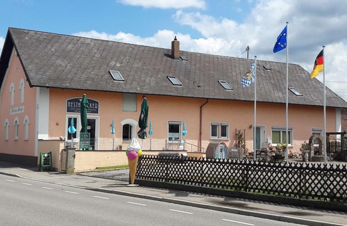 Offingen Apartment | Trailer 7,5qm w. Terrace