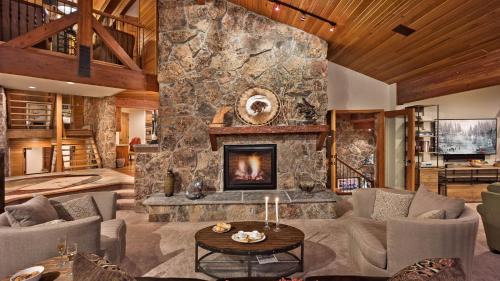 Steamboat Springs House | Trails Edge Lodge