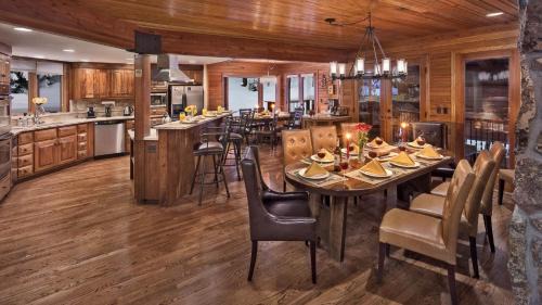 Steamboat Springs House | Trails Edge Lodge