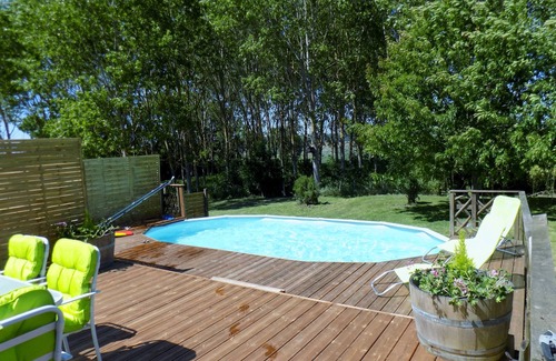 Saint-Jean-de-Duras House | Tranquil 4 Bedroom Holiday Villa With Above Ground Pool Near Duras