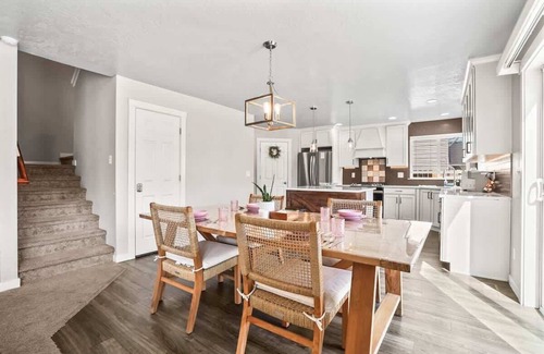 Caldwell House | Tranquil 4BR Oasis & BBQ Haven with office area