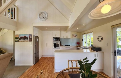 Hahei House | Tranquil Beachside Bach, Tranquil Beachside Bach