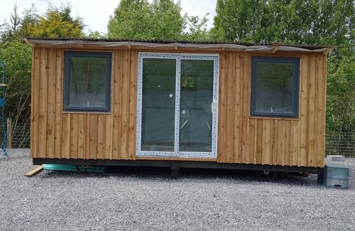 Llandovery Cabin | Tranquil Cabin Retreat in Llandovery