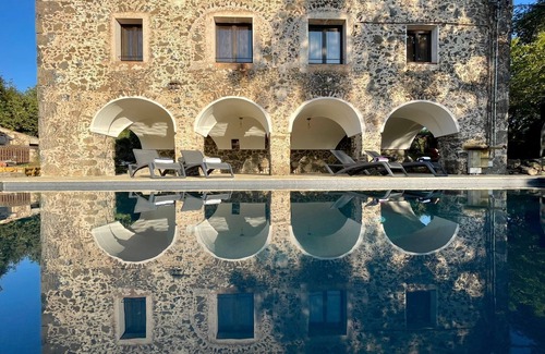 Olot Villa | Tranquil countryside property, with private swimming pool and terrace with views