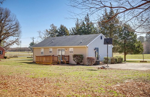 Delmar House | Tranquil Delmar Home ~ 7 Mi to Salisbury!
