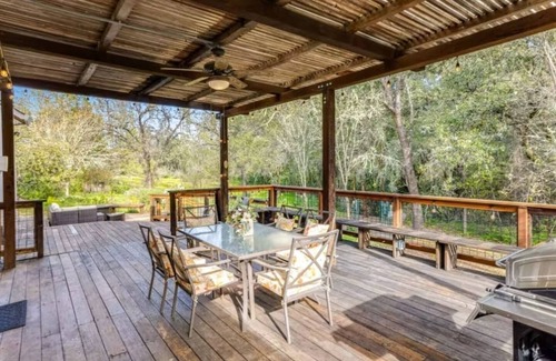 Healdsburg House | Tranquil Healdsburg Escape | Near Wineries & Plaza