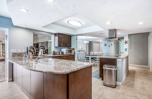Palm River Estates House | Tranquil home near golf with heated pool/spa, high-speed WiFi & central AC
