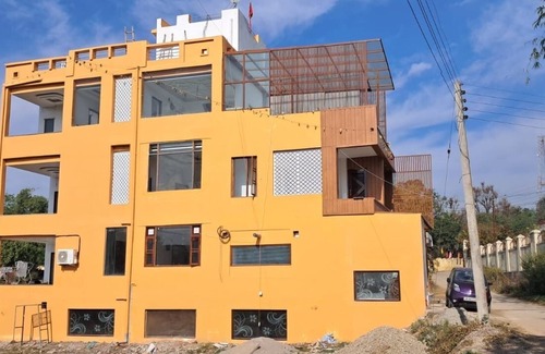 Jwalamukhi House | Tranquil Homestay Near Sacred Flames where Comfort Meets Devotion in the Hills.