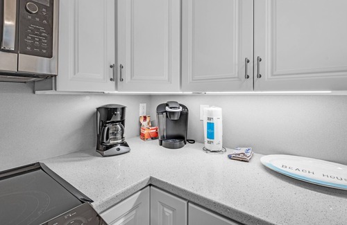 Sealoft Villas House | Tranquil Lagoon and Golf Course Views! Amenity Cards! Close to Beach! Pets!