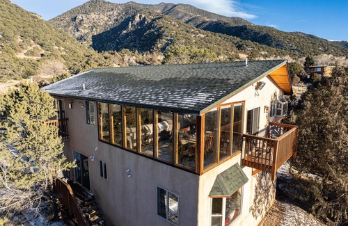 Baca Grande House | Tranquil Lighthouse: Incredible Valley Views