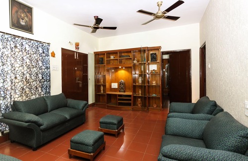 Sheshadripuram House | Tranquil living in midst of the city,