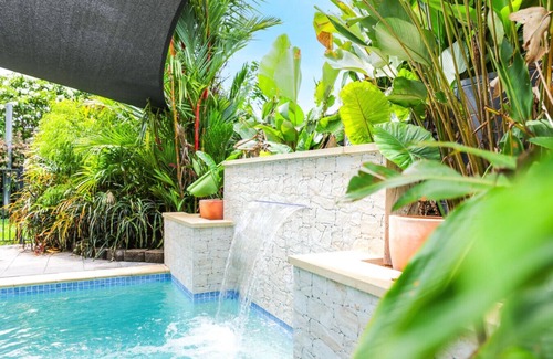 Palm Cove Villa | Tranquil Palm Cove Retreat with Heated Pool, Lush Gardens & Steps to the Beach
