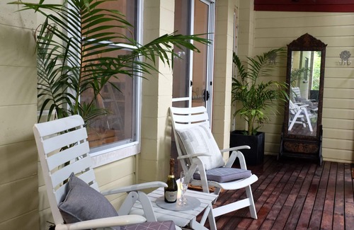 Binna Burra Apartment | Tranquil rainforest apartment, close to Bangalow village, 15 mins to Byron Bay