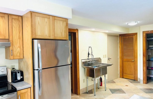 Town of Broome Apartment | Tranquil Retreat-Pond side on 16 Acres