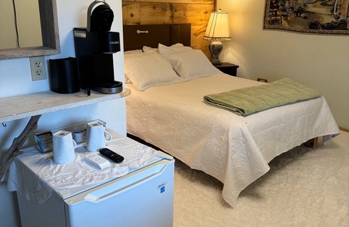 Jay Apartment | Tranquil unique 1-bedroom near Whiteface, beautiful views of Jay mountain range