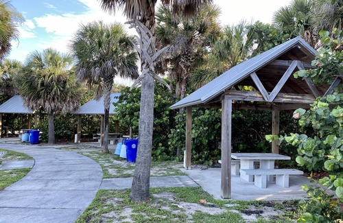 North Beach House | Tranquil Vero Beach Home – Private Pool + Special Booking Discounts!