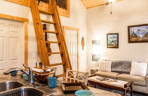 Fletcher Ski Chalet | Tranquil, wooded chalet near Asheville and Hendersonville