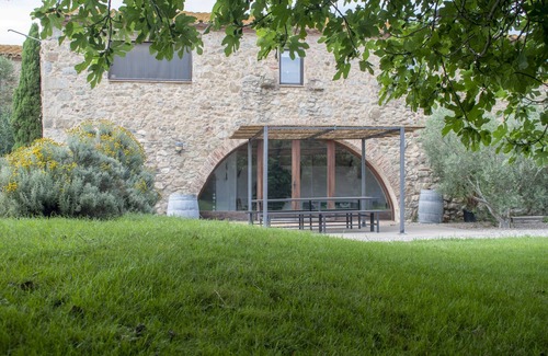 Pedret i Marza House | Tranquila Casa Rural Cercana a las Mejores Playas de L'alt Empordà