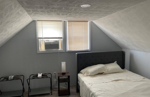 Garfield Heights Apartment | Tranquility Haven 2-bedroom apartment in Garfield Heights with AC #17A